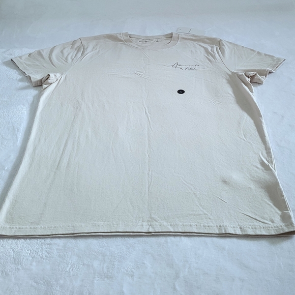 Abercrombie & Fitch Men's👨 Soft Tee👕 - NWT - Picture 10 of 12